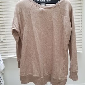 Womens sweatshirt/sweater